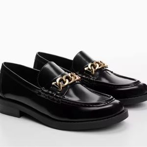 Mango Loafers with Chain